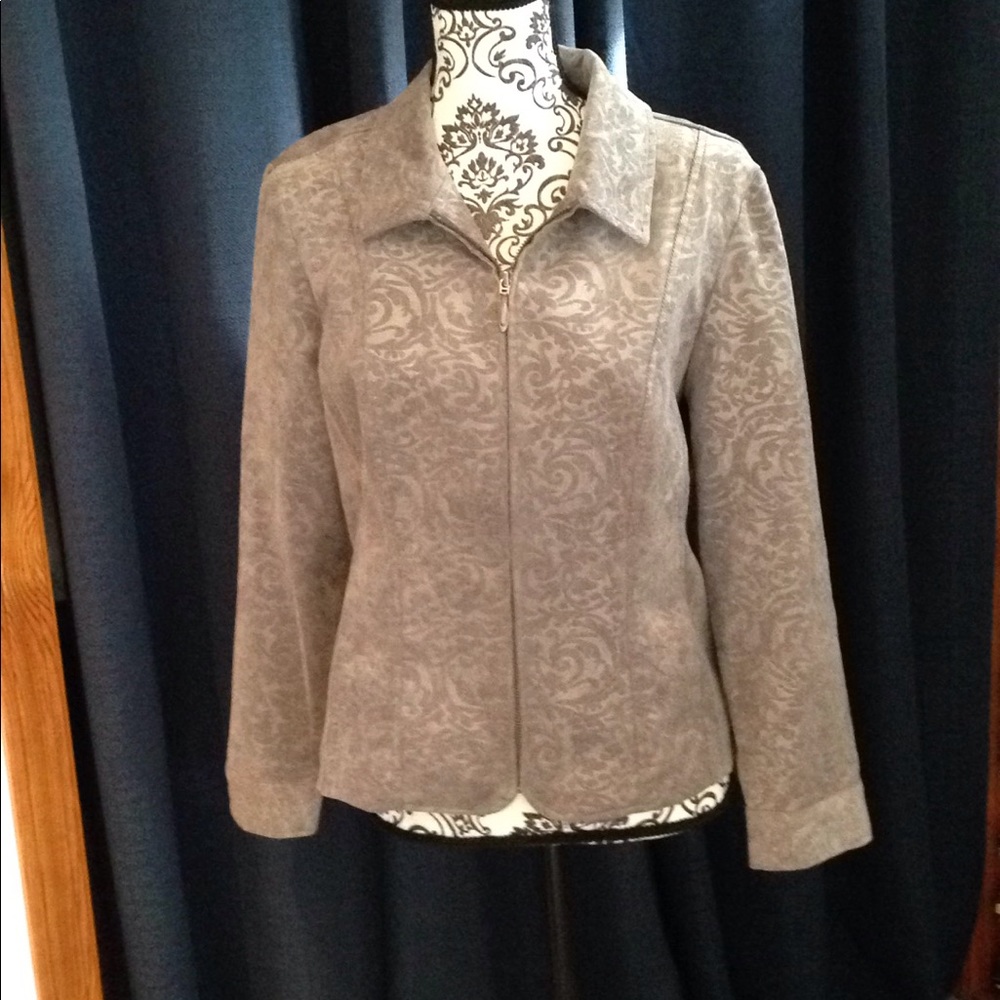 Jacket - Picture 3 of 4